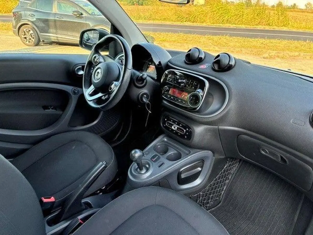 smart Fortwo usata a Milano (6)