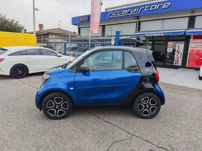 smart Fortwo 70 1.0 twinamic Passion del 2019 usata a Abbiategrasso