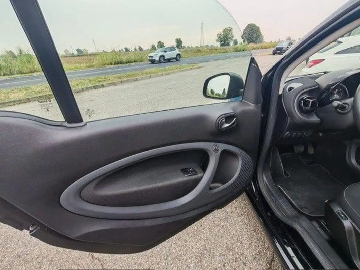 smart Fortwo usata a Milano (6)