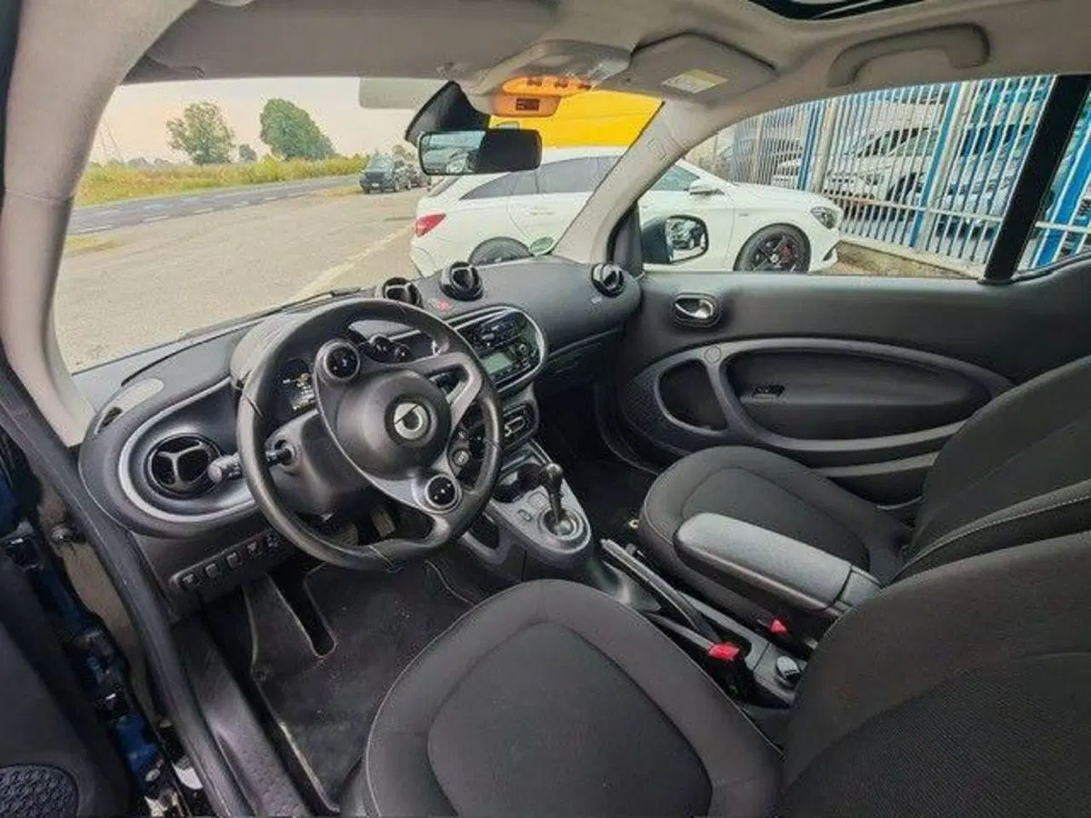smart Fortwo usata a Milano (8)
