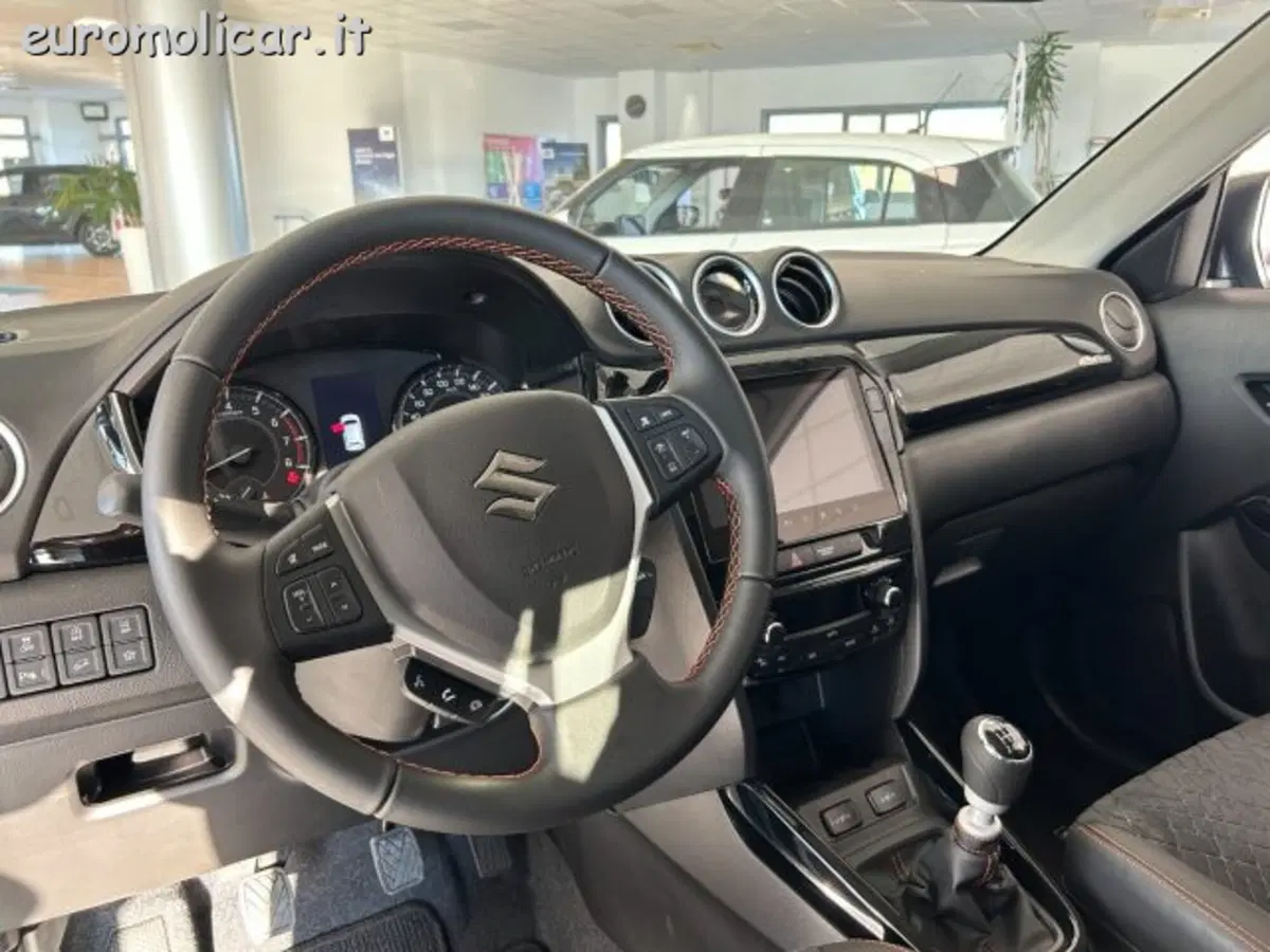 Suzuki Vitara nuova a Campobasso (12)