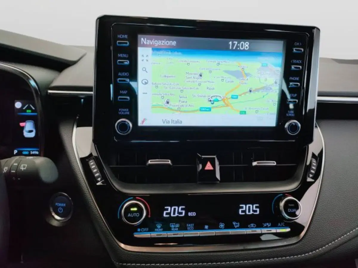 Toyota Corolla Touring Sports usata a Teramo (17)