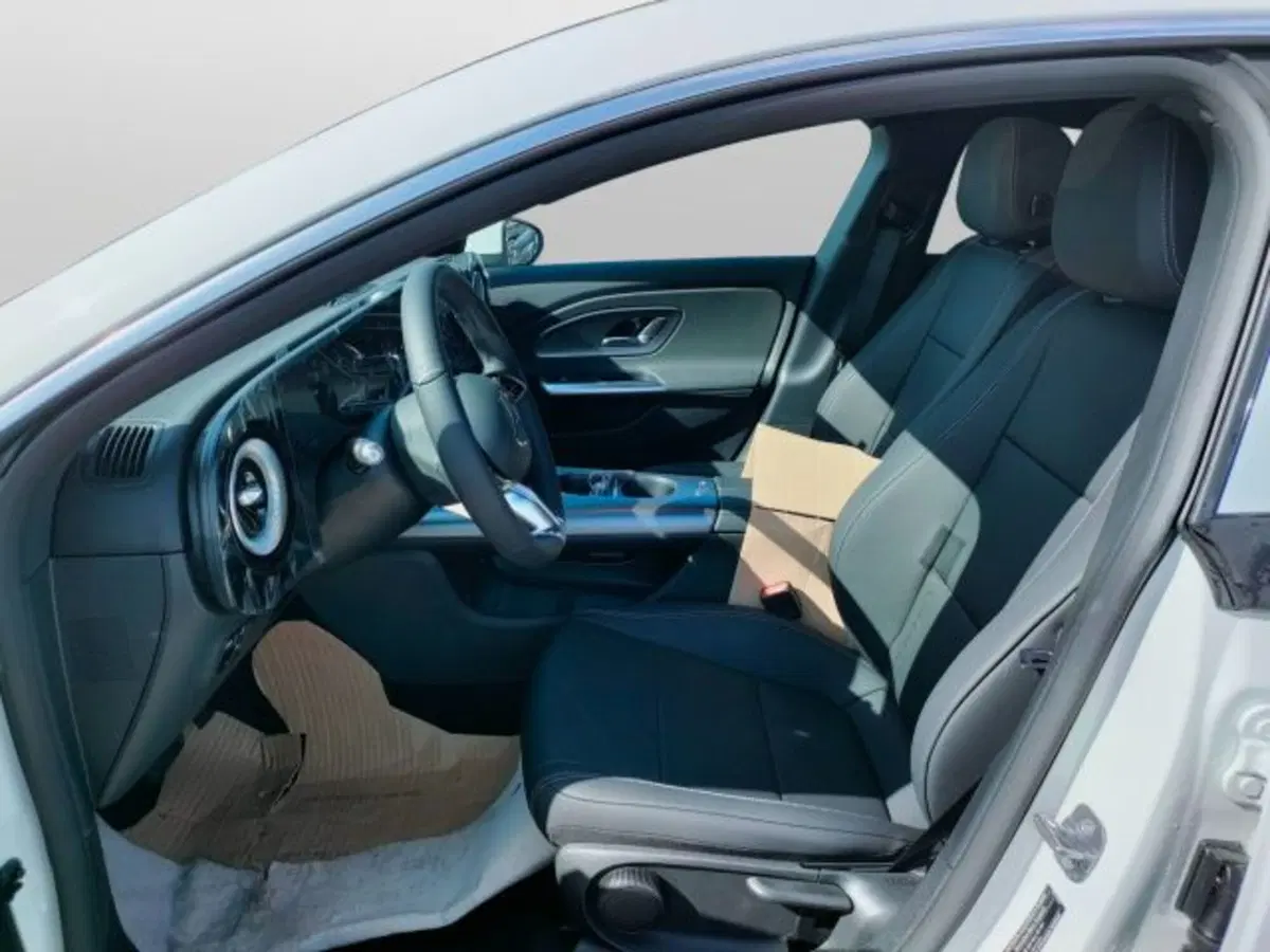 Mercedes-Benz CLA nuova a Teramo (7)