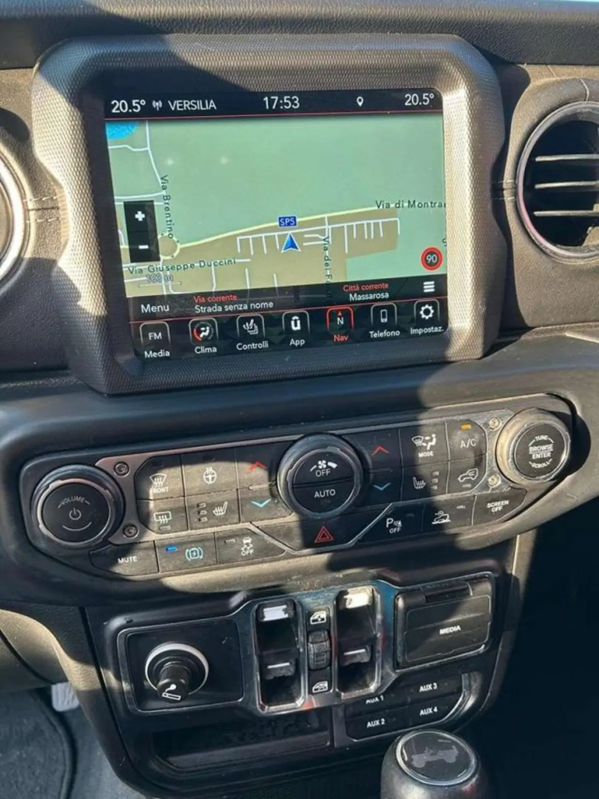 Jeep Wrangler Unlimited usata a Firenze (11)
