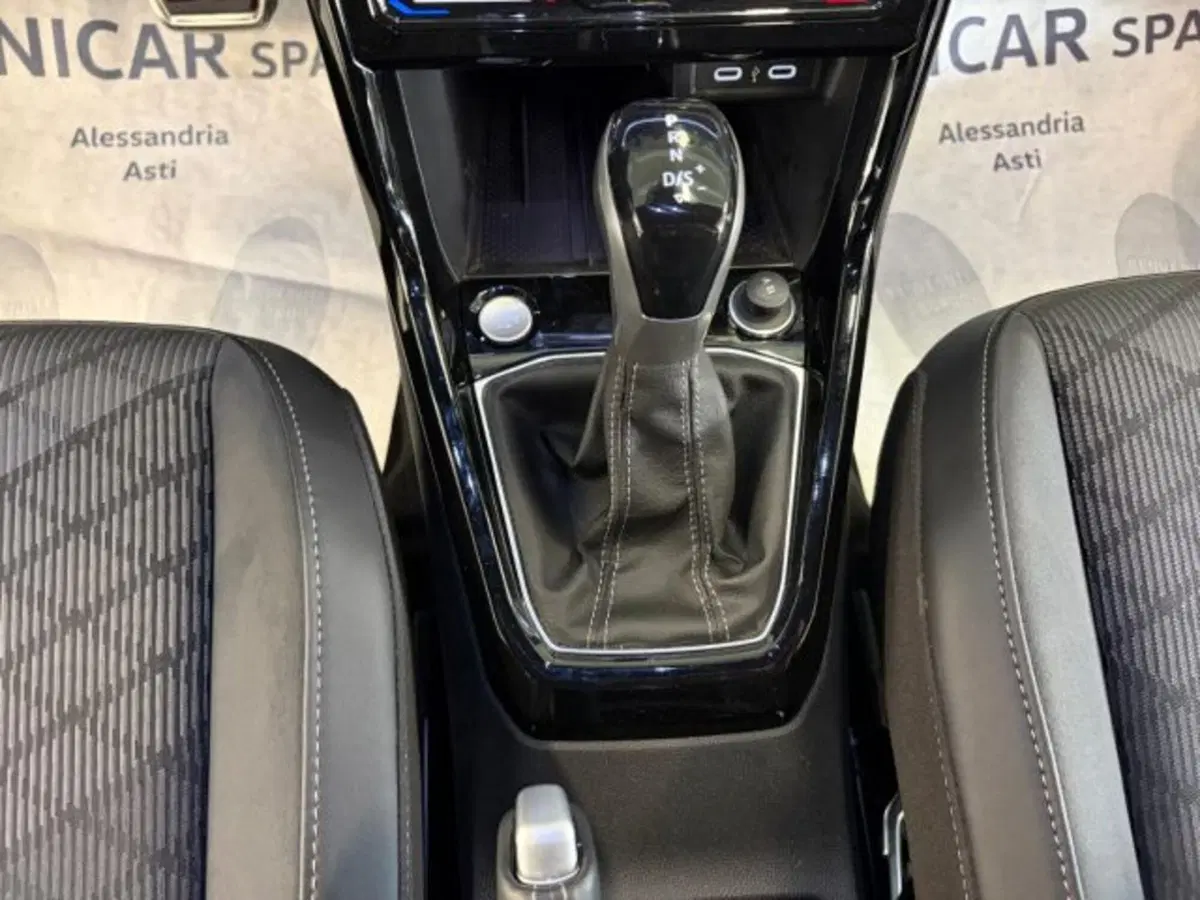 Volkswagen T-Cross usata a Cuneo (13)