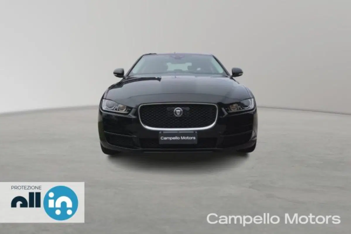 Jaguar XE usata a Venezia (2)
