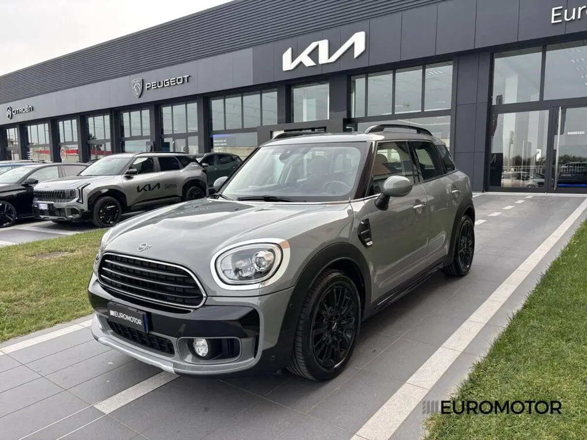 MINI Mini Countryman usata a Bari