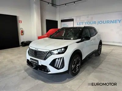 Peugeot 2008 BlueHDi 130 S&S EAT8 GT del 2023 usata a Modugno