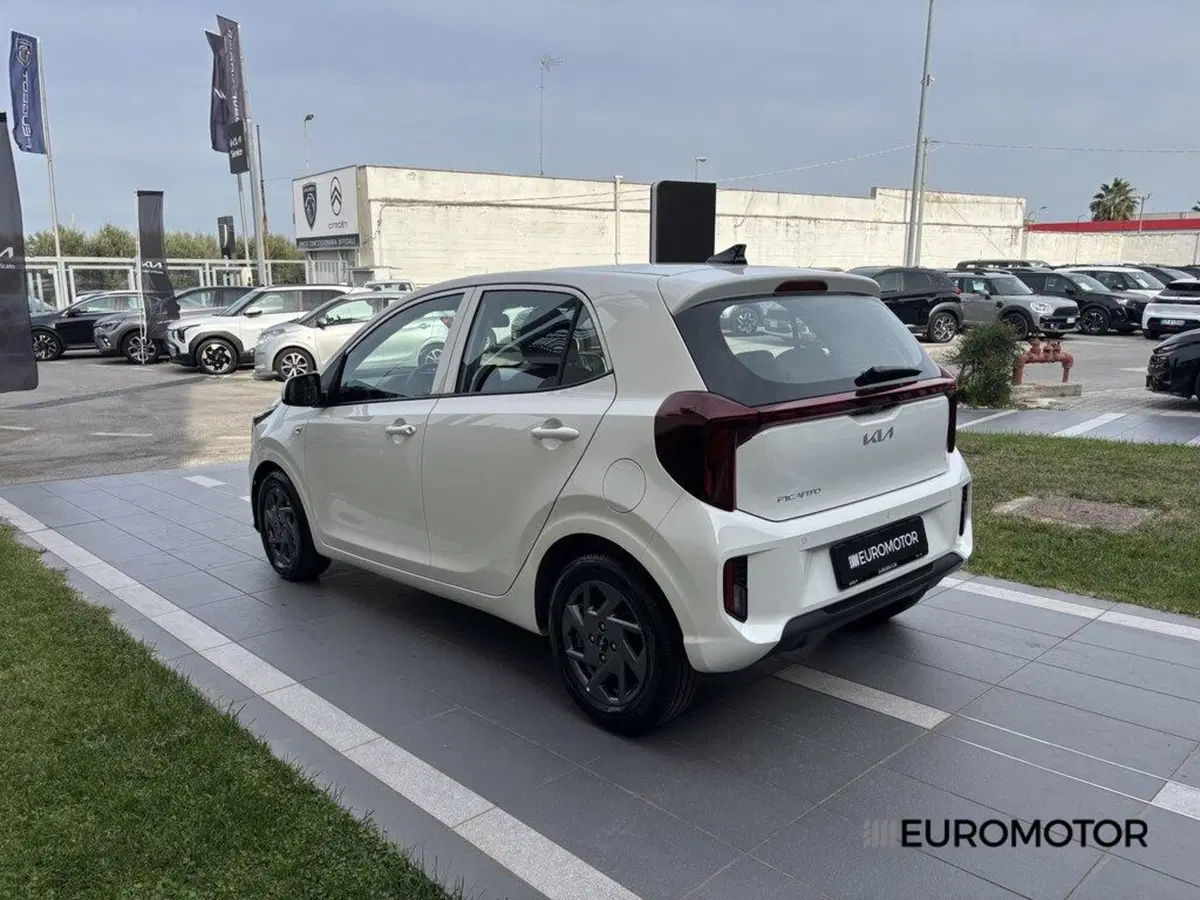 Kia Picanto usata a Bari (7)