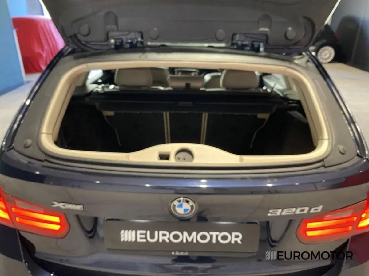BMW Serie 3 Touring usata a Bari (12)