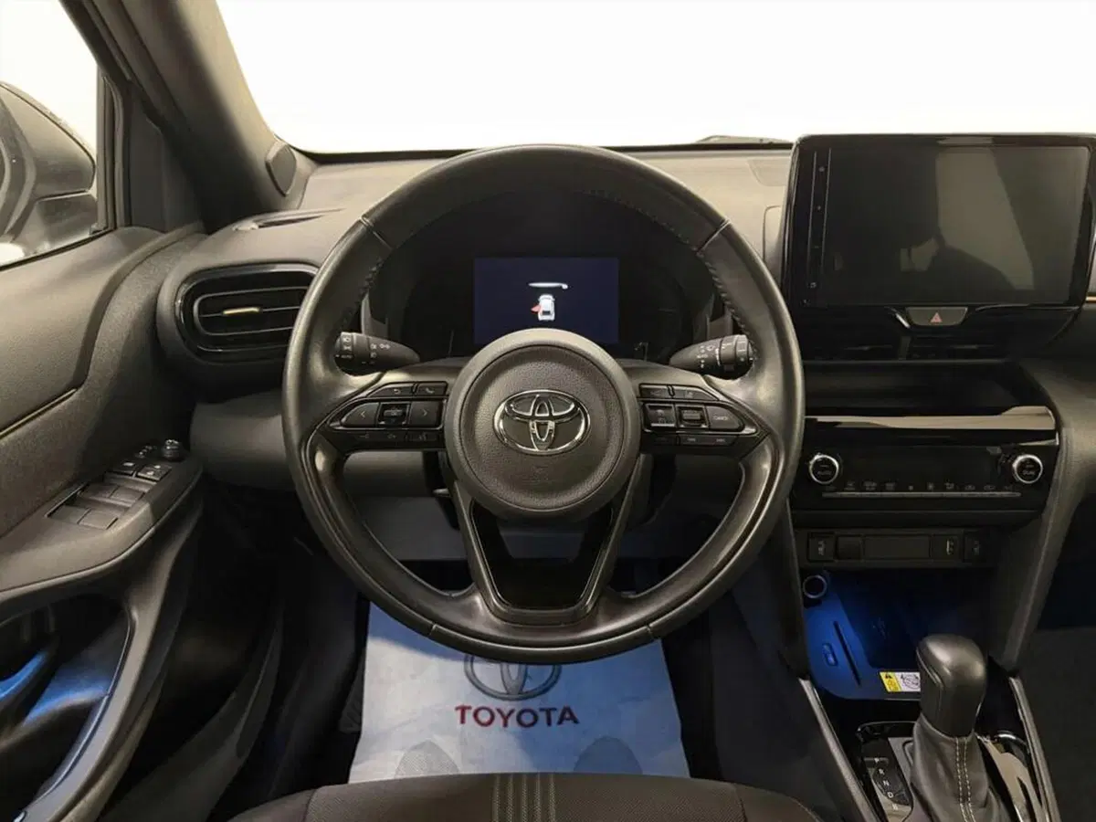 Toyota Yaris Cross usata a Monza e Brianza (8)