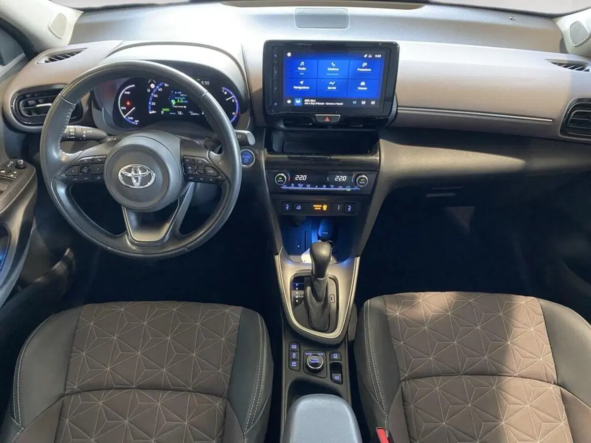 Toyota Yaris Cross usata a Torino (6)