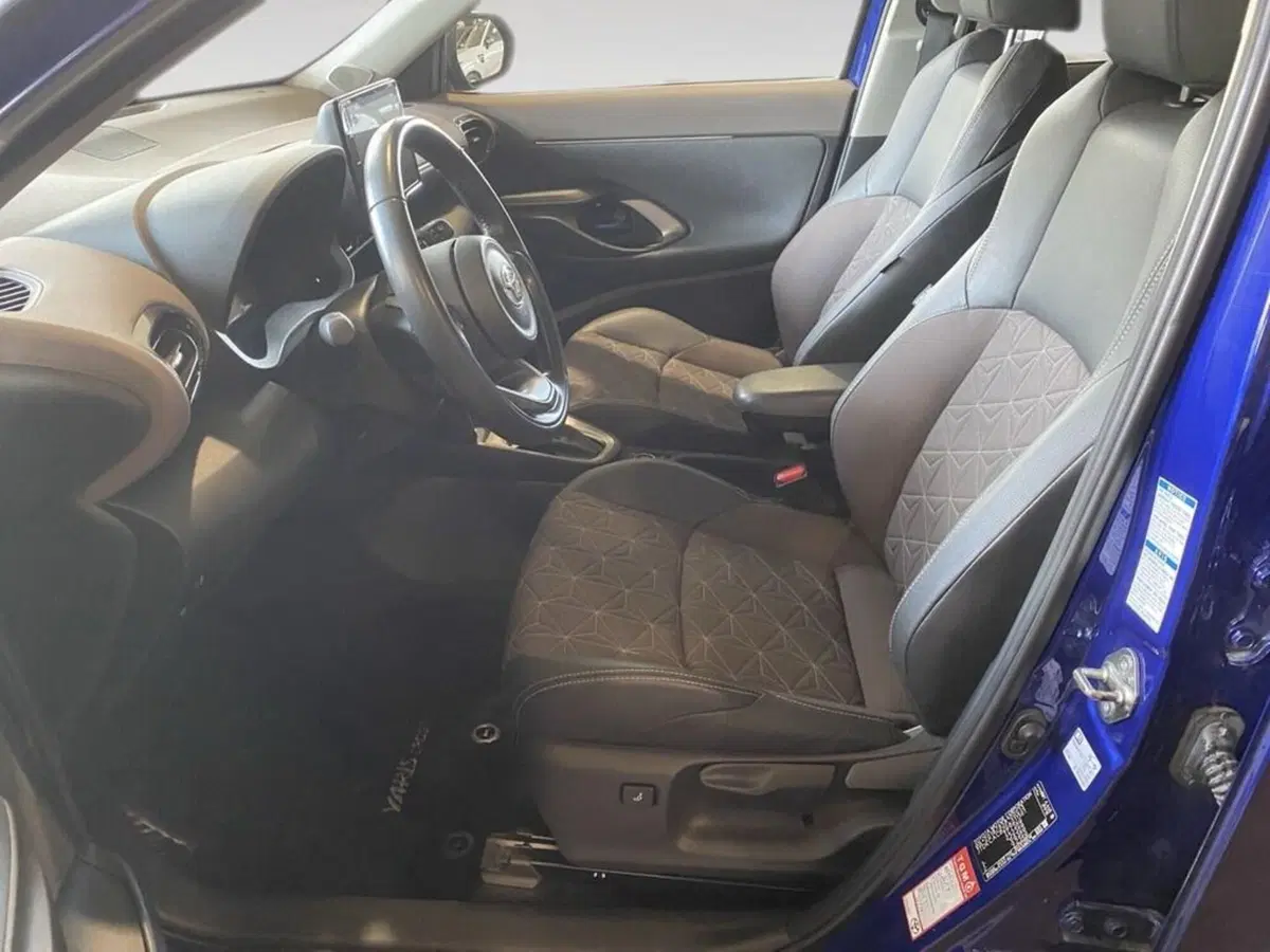 Toyota Yaris Cross usata a Torino (7)