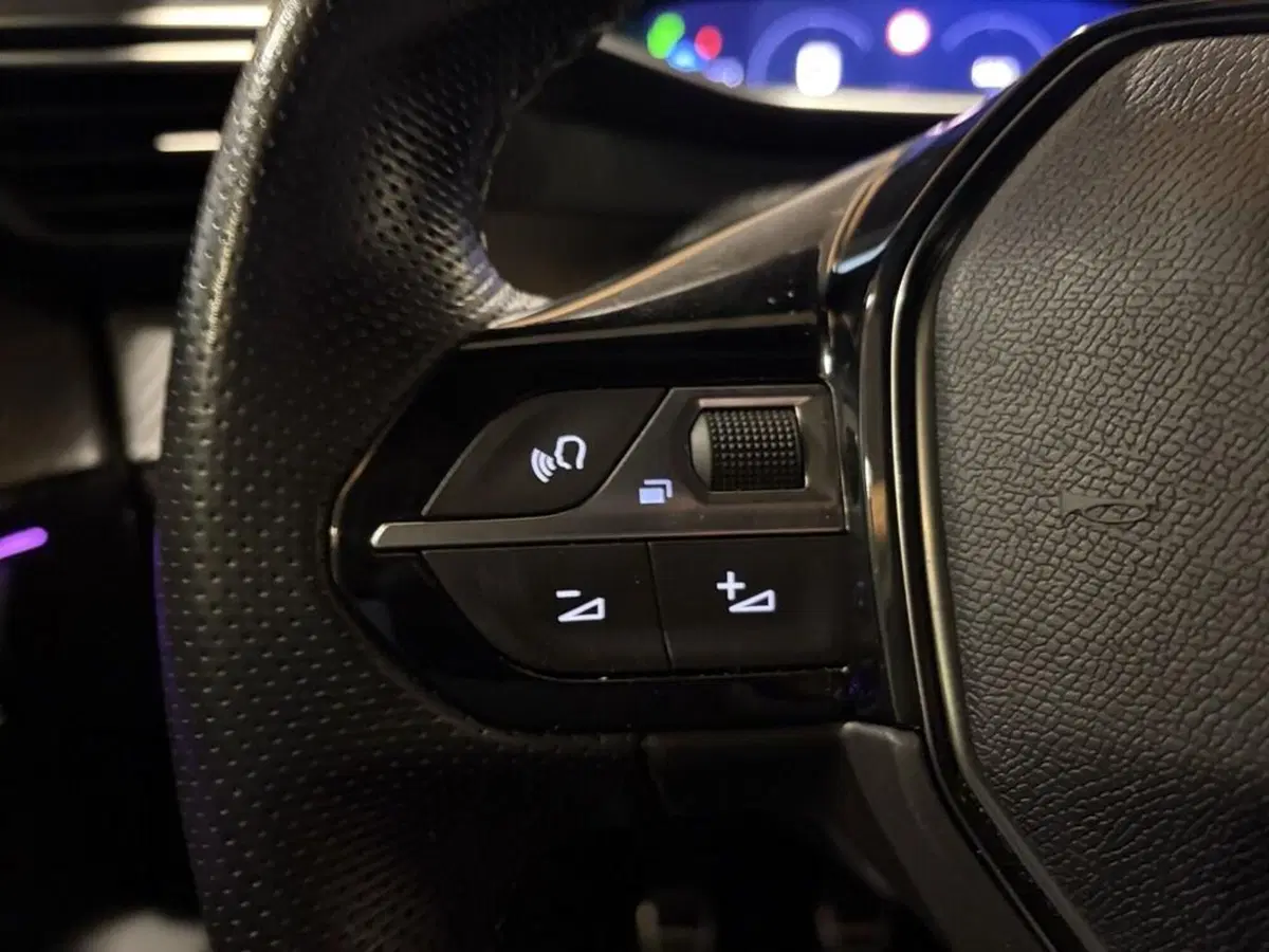 Peugeot 208 usata a Torino (13)