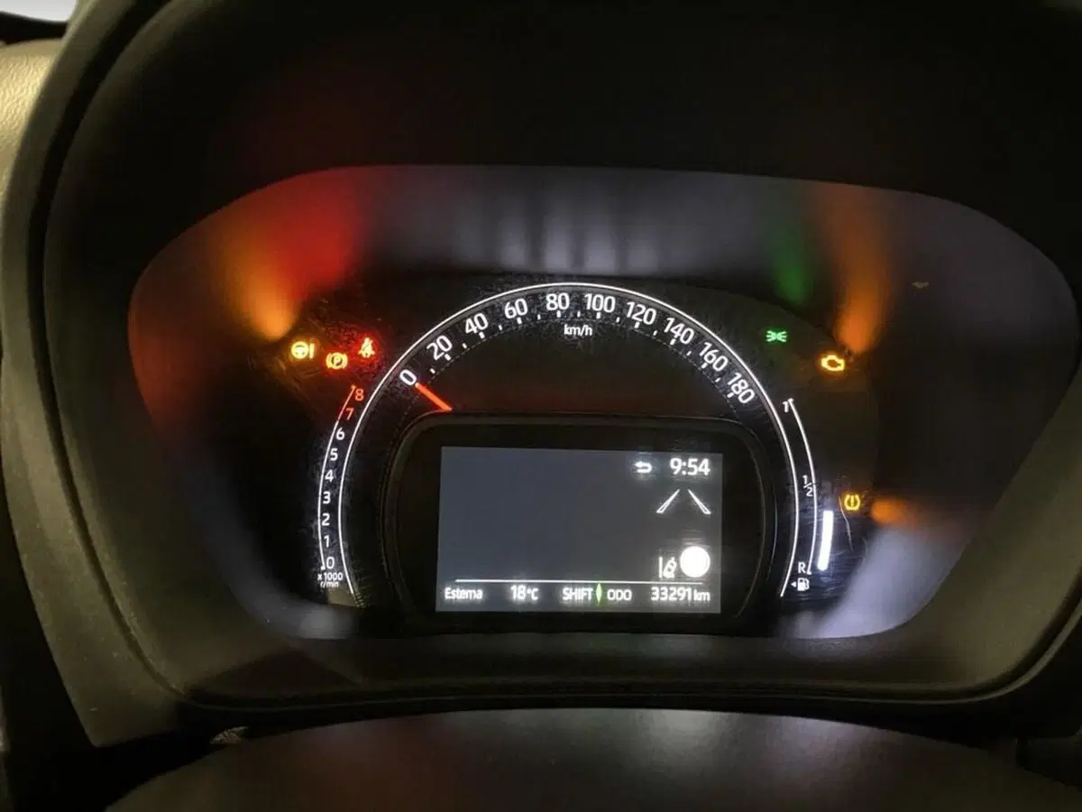 Toyota Aygo X usata a Torino (15)