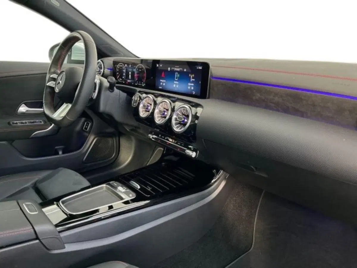 Mercedes-Benz CLA Shooting Brake usata a Verona (16)