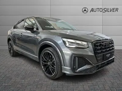 Audi Q2 35 2.0 tdi Identity Black s-tronic del 2025 usata a Verona