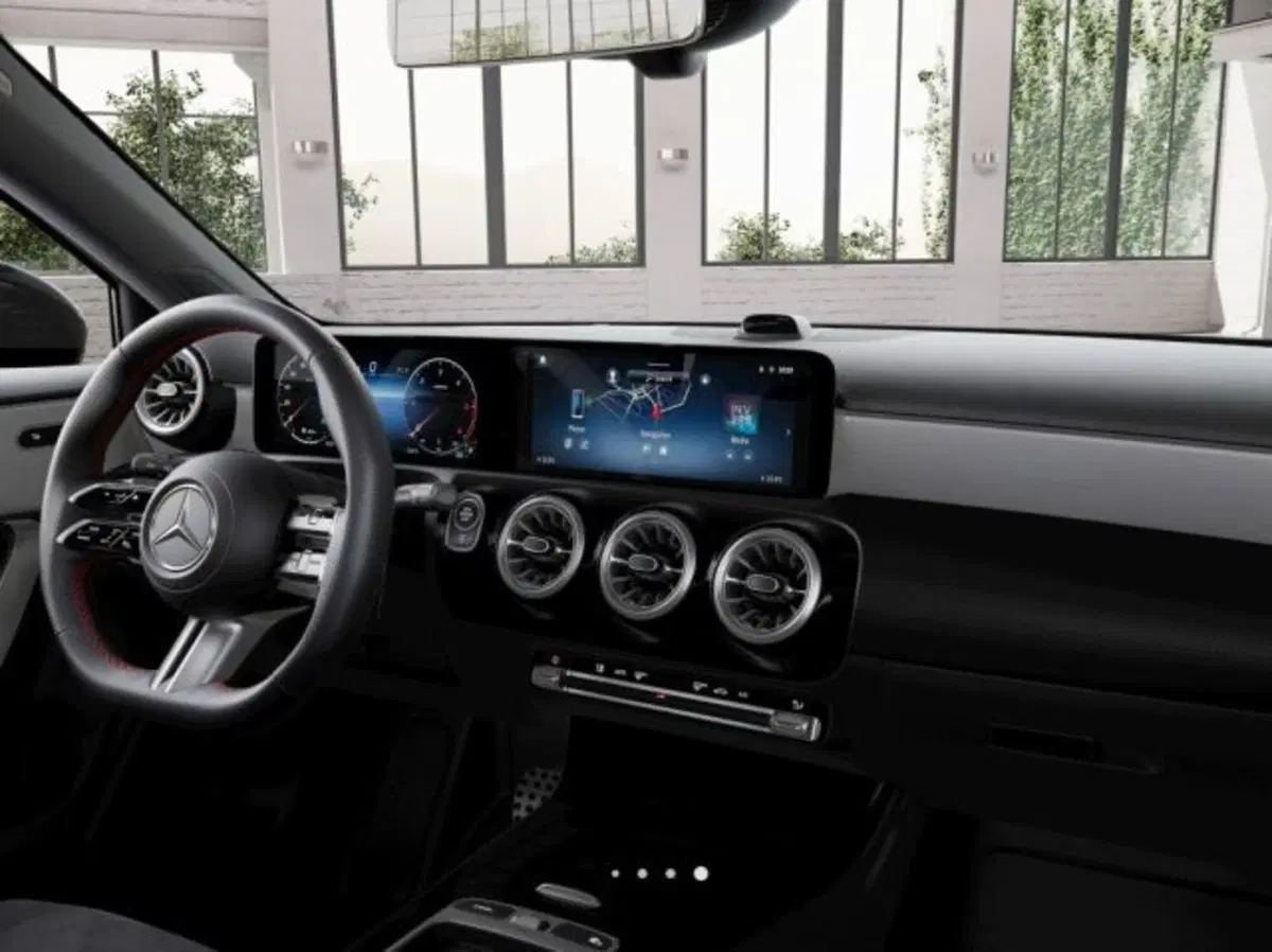 Mercedes-Benz Classe A nuova a Verona (5)