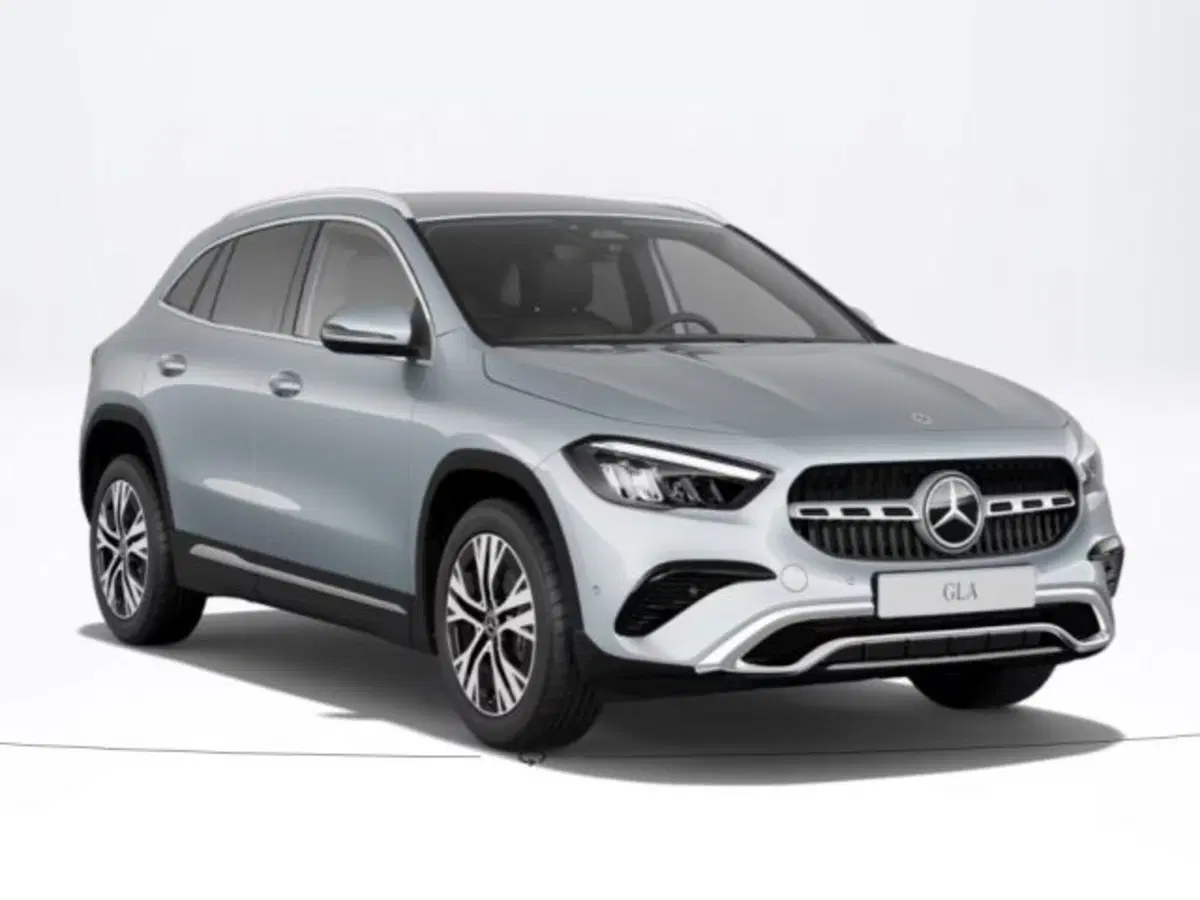 Mercedes-Benz GLA SUV nuova a Verona