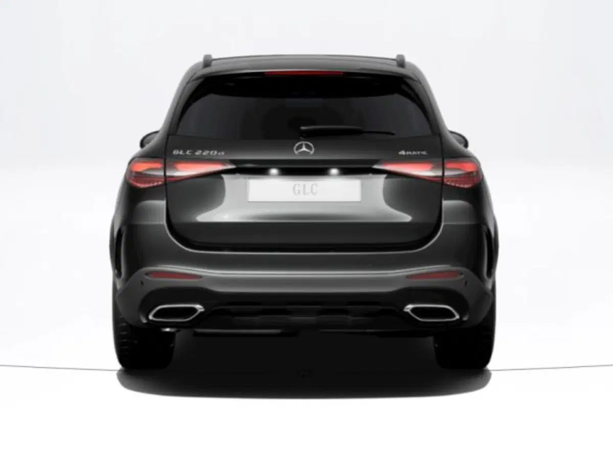 Mercedes-Benz GLC nuova a Verona (4)