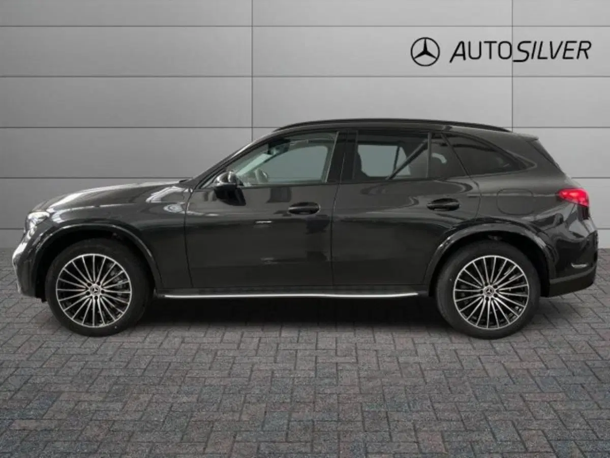Mercedes-Benz GLC nuova a Verona (6)
