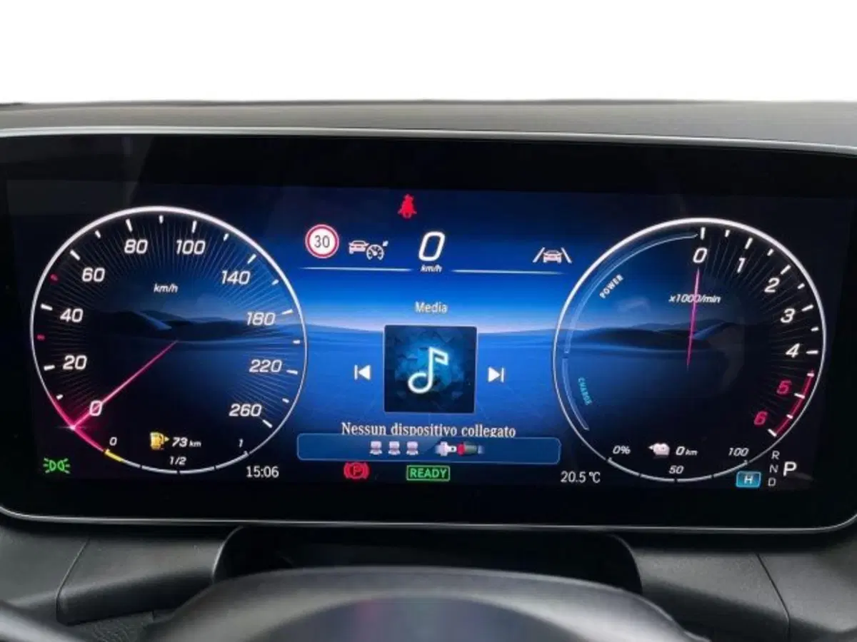 Mercedes-Benz GLC nuova a Verona (8)