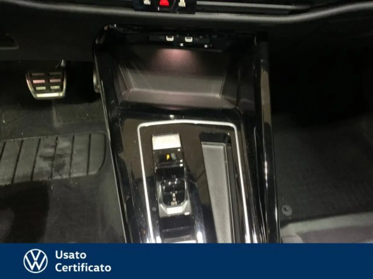 Volkswagen Golf Variant usata a Vicenza (11)