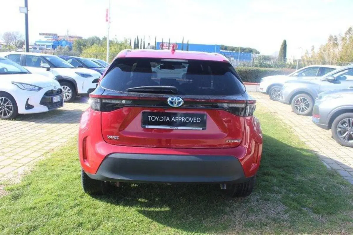 Toyota Yaris Cross usata a Roma (3)