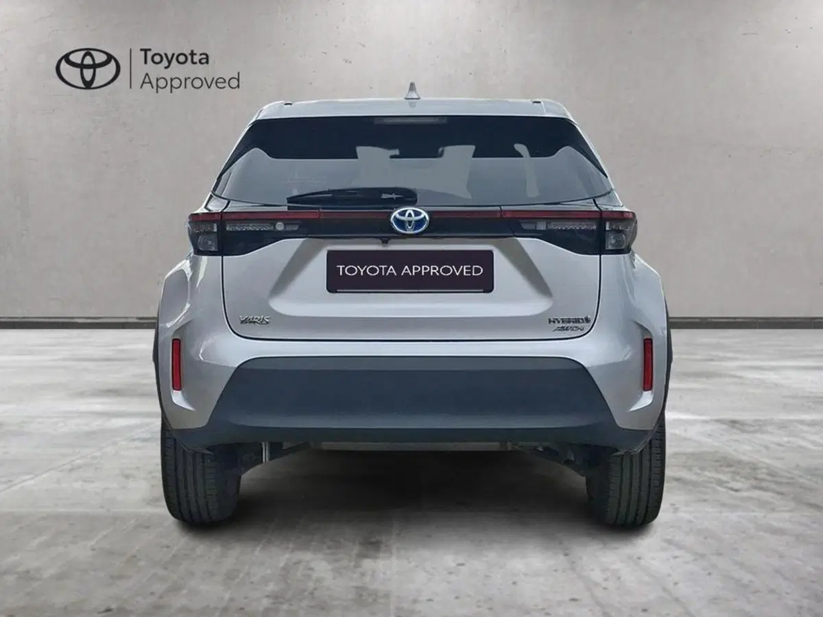 Toyota Yaris Cross usata a Roma (12)