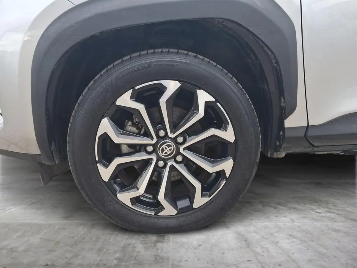 Toyota Yaris Cross usata a Roma (14)