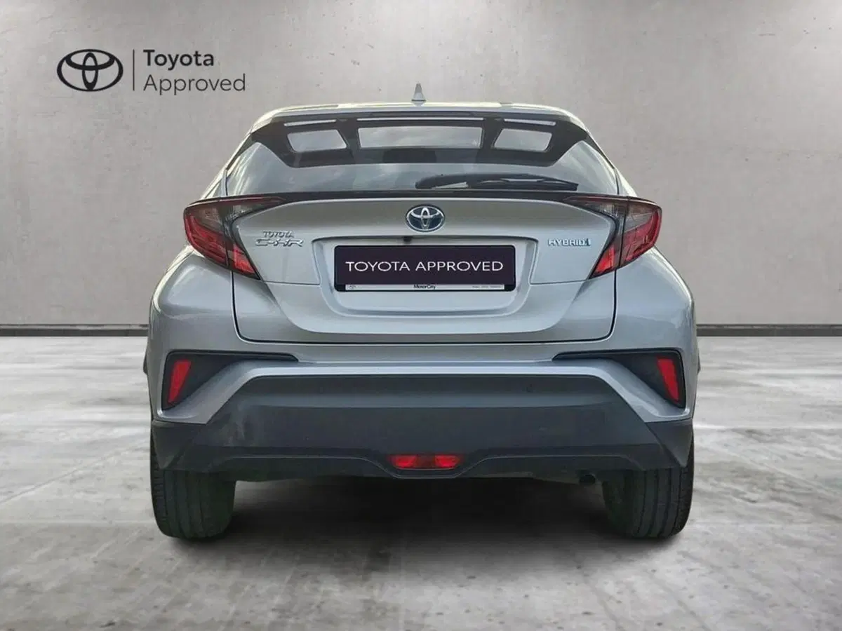Toyota Toyota C-HR usata a Roma (12)