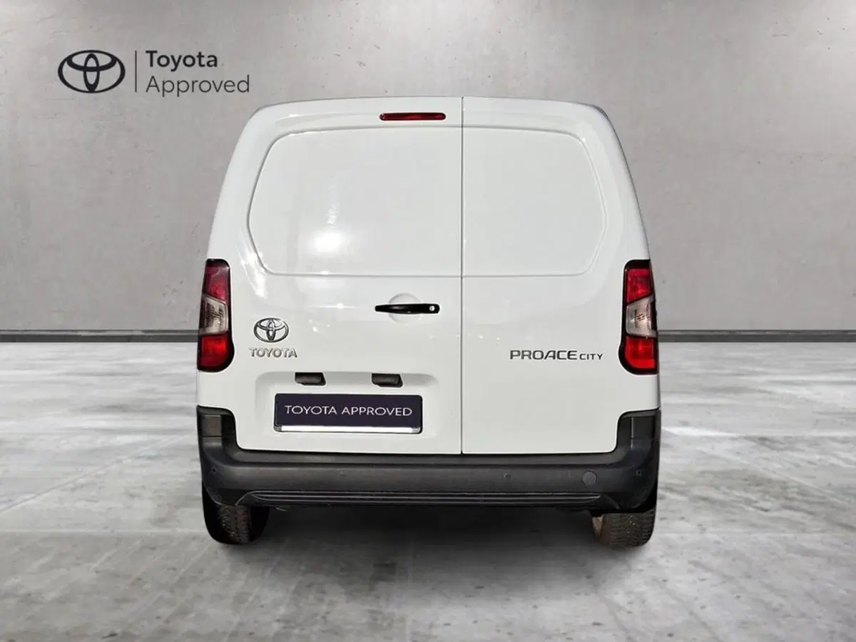 Toyota Proace City Furgone usata a Roma (12)