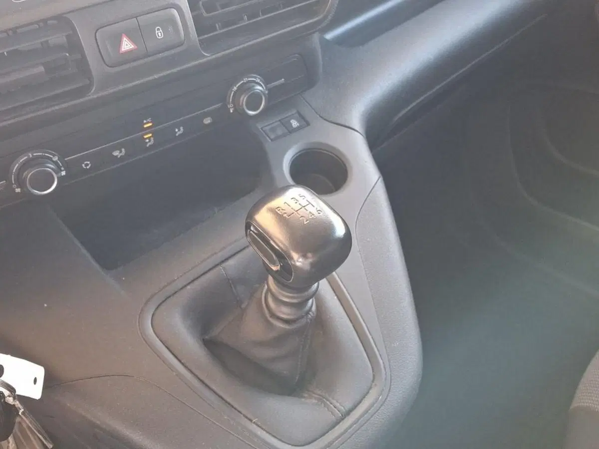 Toyota Proace City Furgone usata a Roma (15)