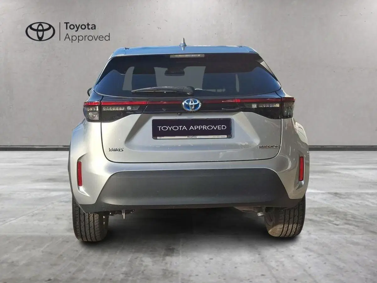 Toyota Yaris Cross usata a Roma (12)