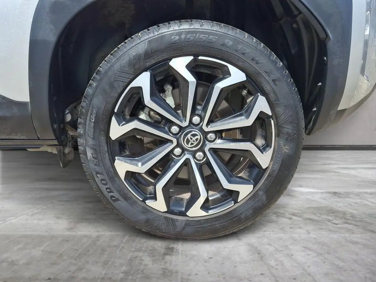 Toyota Yaris Cross usata a Roma (14)