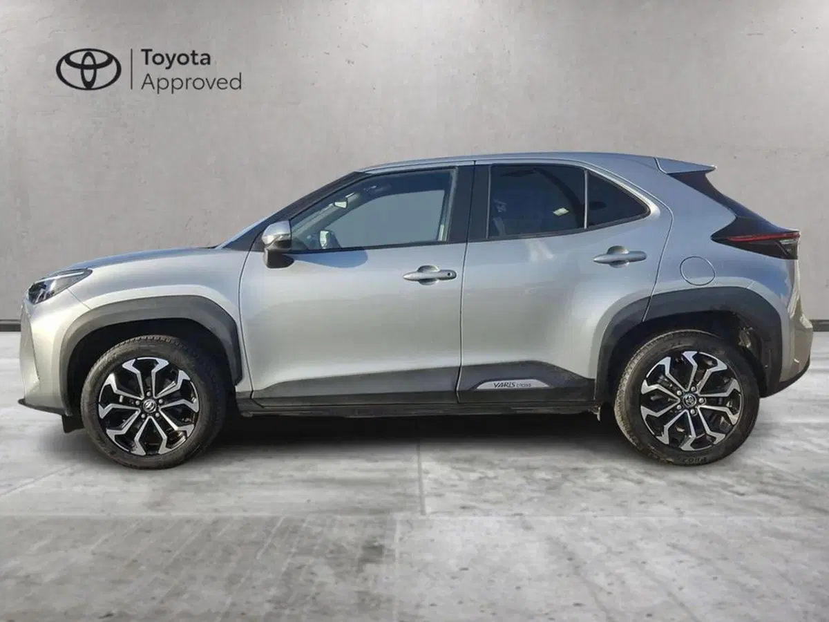 Toyota Yaris Cross usata a Roma (3)