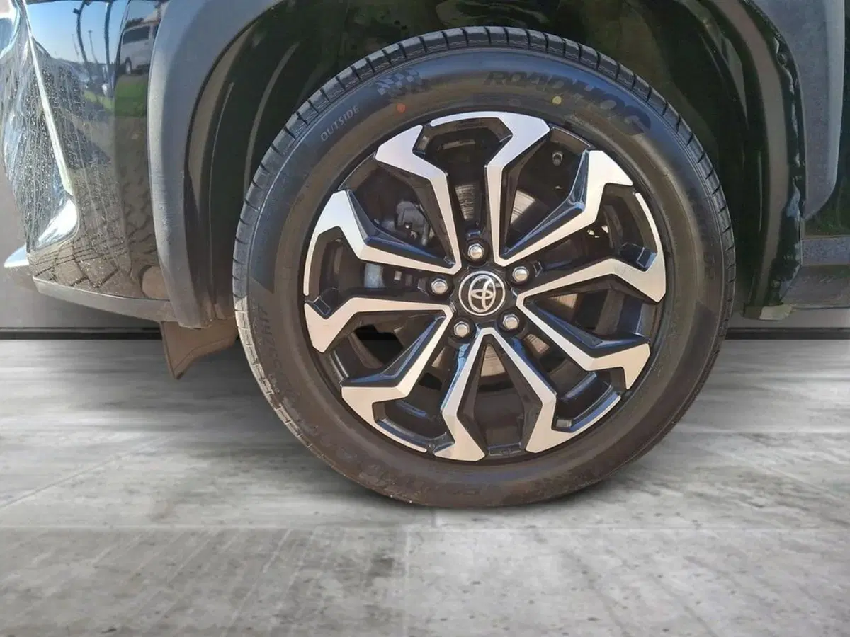 Toyota Yaris Cross usata a Roma (14)