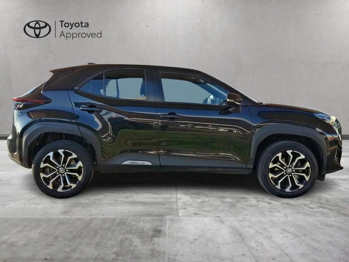 Toyota Yaris Cross usata a Roma (4)