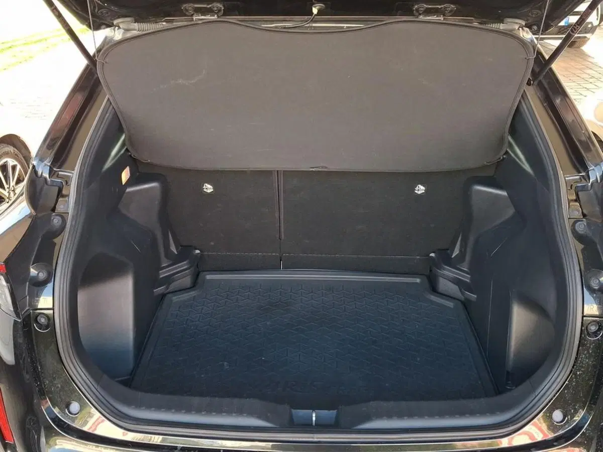 Toyota Yaris Cross usata a Roma (6)