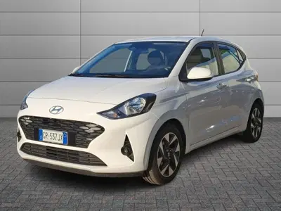Hyundai i10 1.0 MPI Connectline del 2023 usata a Roma