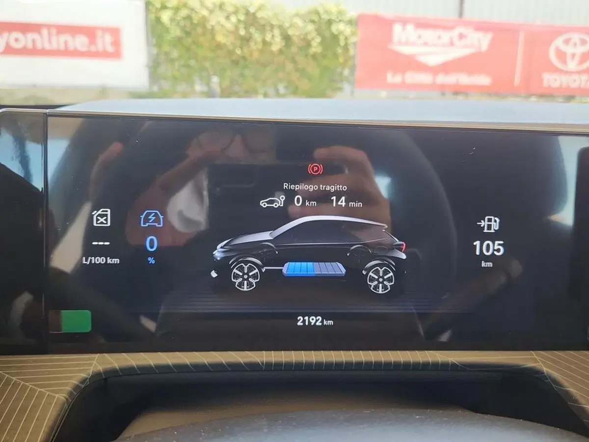 Lancia Ypsilon usata a Roma (8)