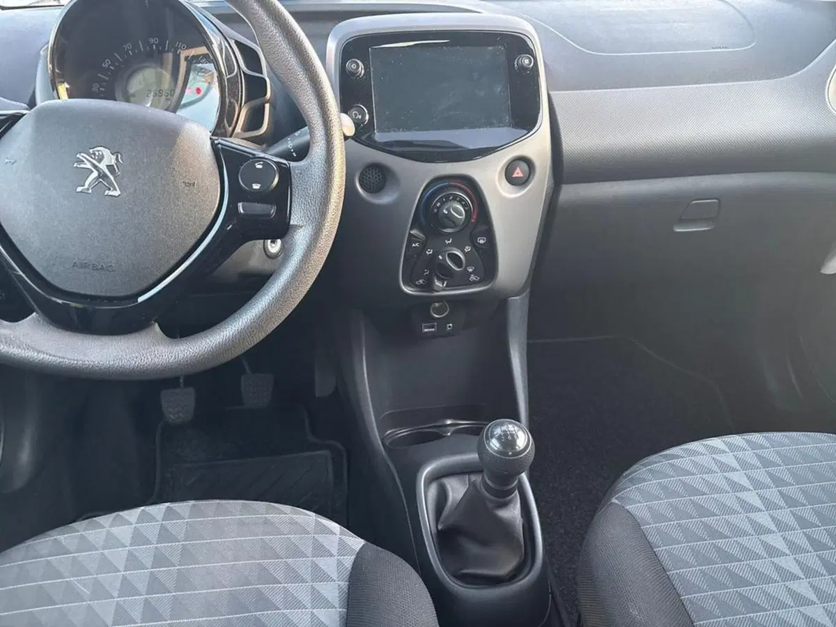 Peugeot 108 usata a Roma (9)