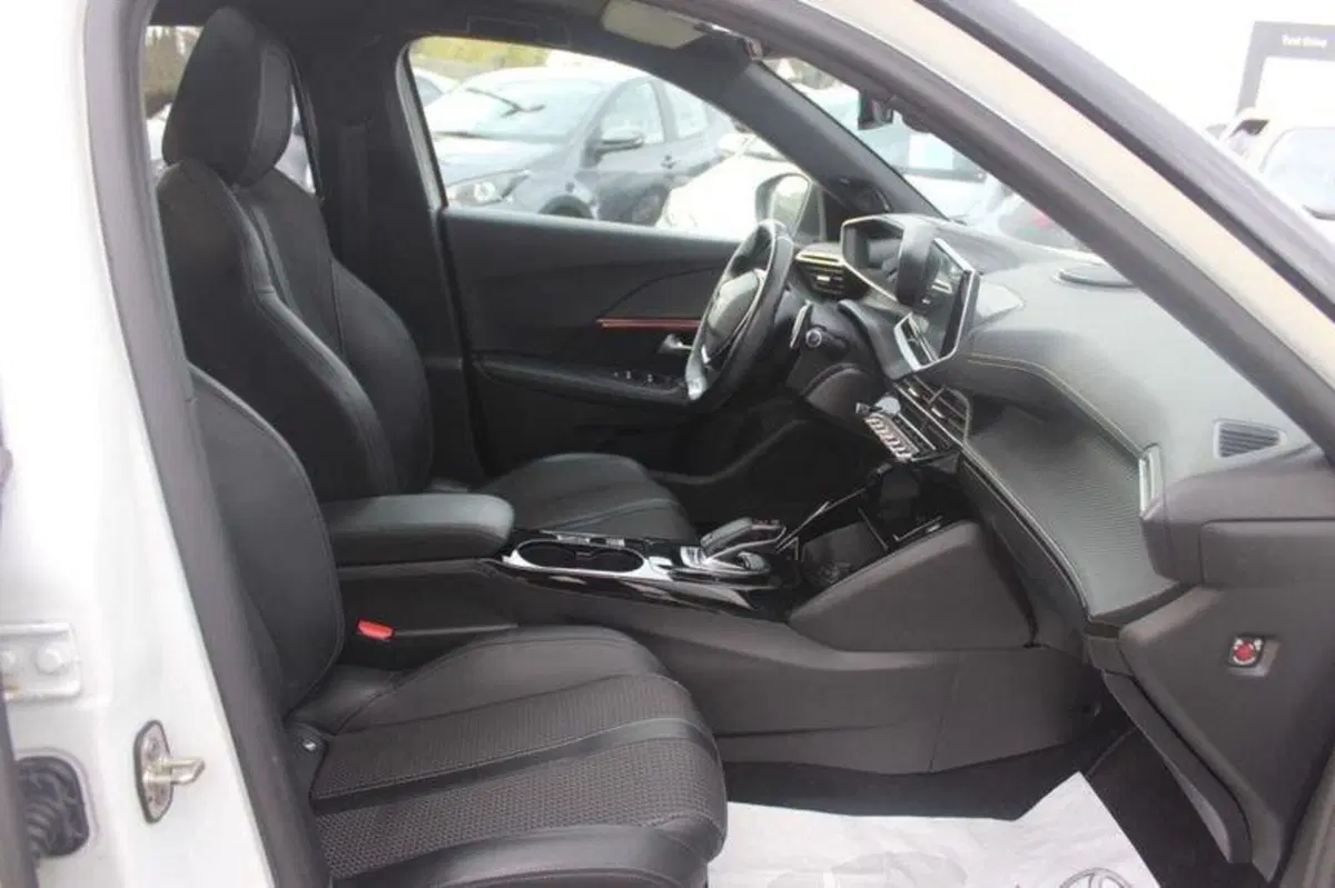 Peugeot 2008 usata a Roma (10)