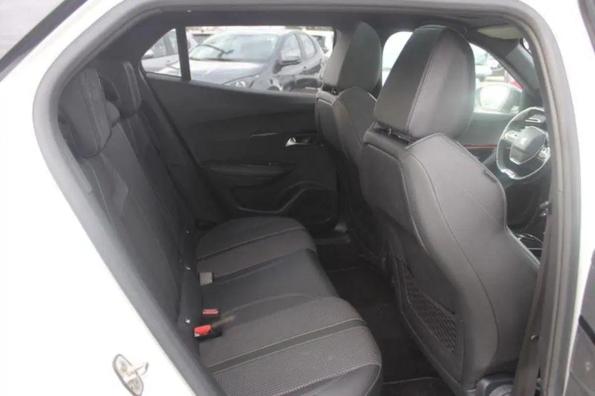 Peugeot 2008 usata a Roma (11)