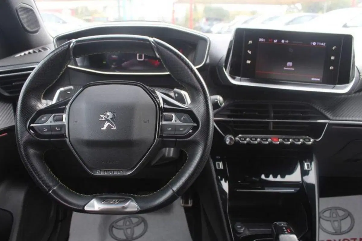Peugeot 2008 usata a Roma (12)