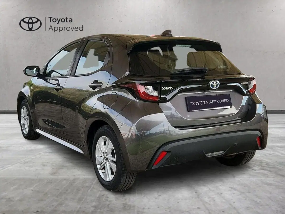 Toyota Yaris usata a Roma (5)