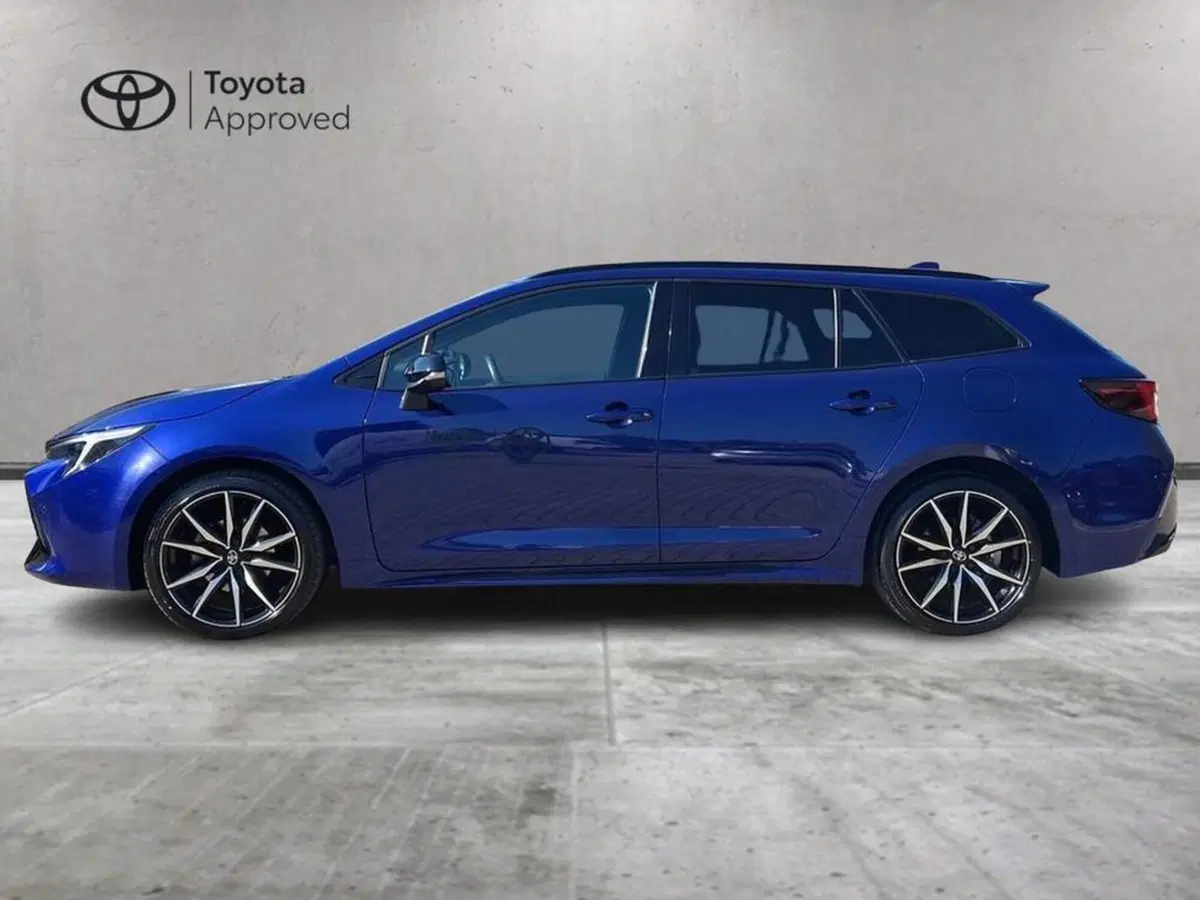 Toyota Corolla Touring Sports usata a Roma (3)