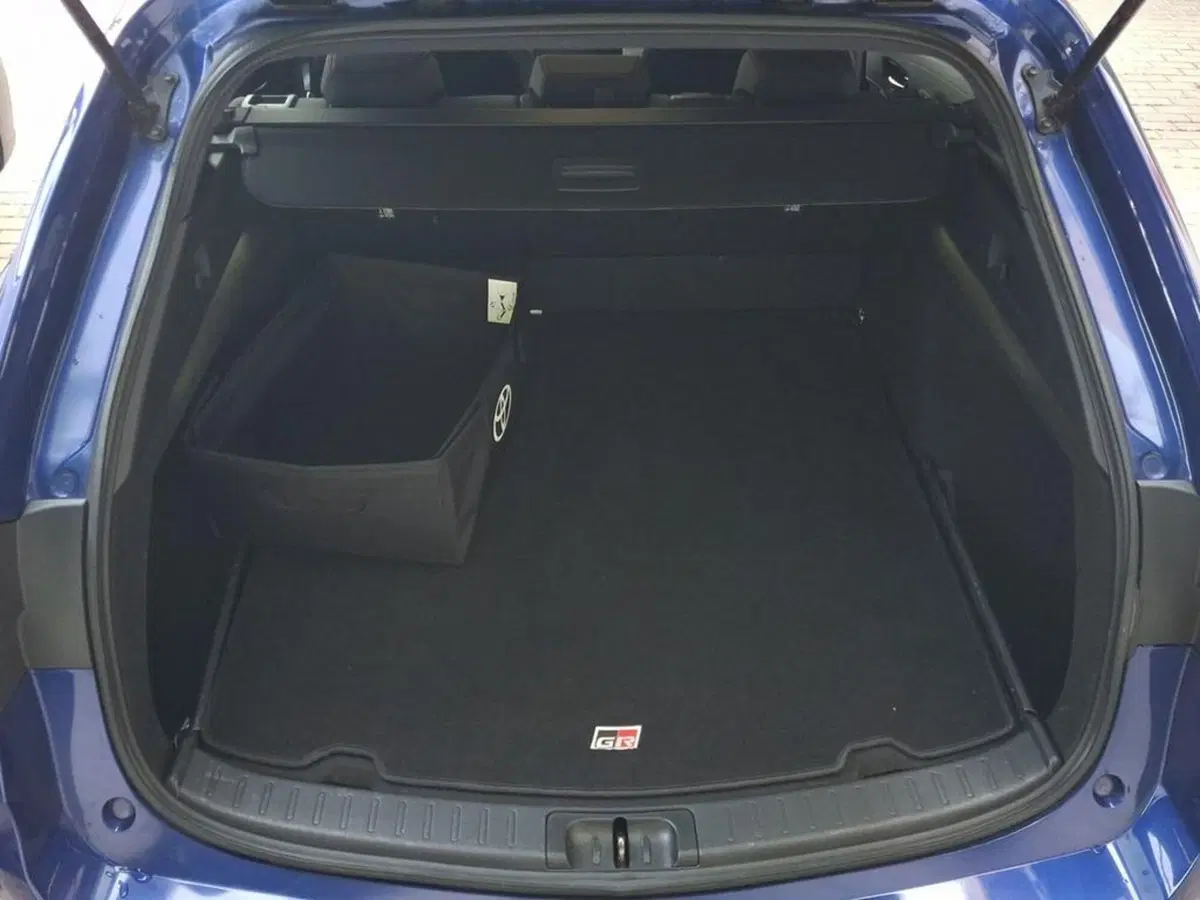 Toyota Corolla Touring Sports usata a Roma (6)
