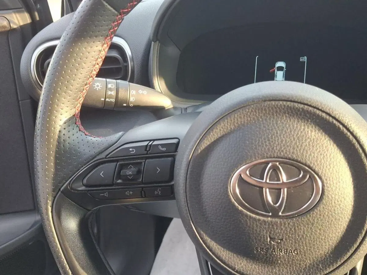 Toyota Yaris Cross usata a Roma (14)