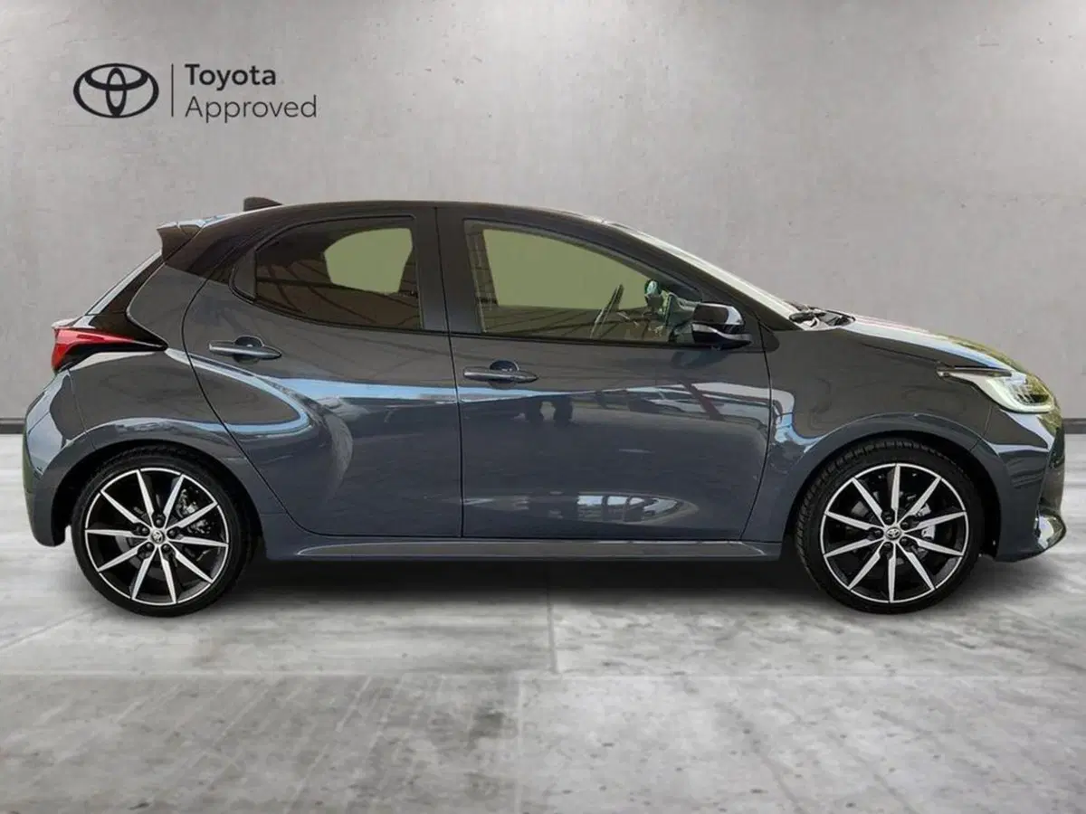 Toyota Yaris Cross usata a Roma (4)